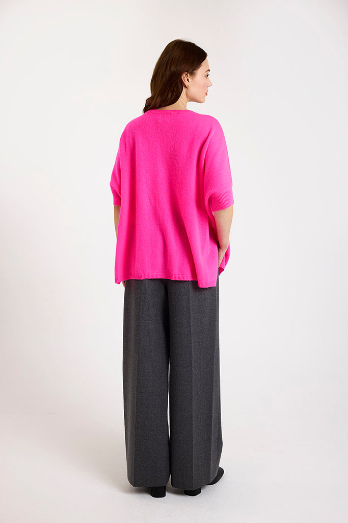 Brodie Cashmere Bronte Tee in Diva Pink - Arielle Clothing