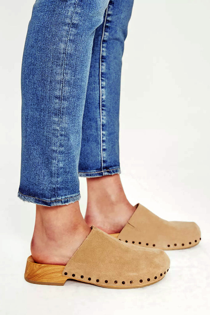 AG Jeans Mari Crop in 12 Years Rural - Arielle Clothing