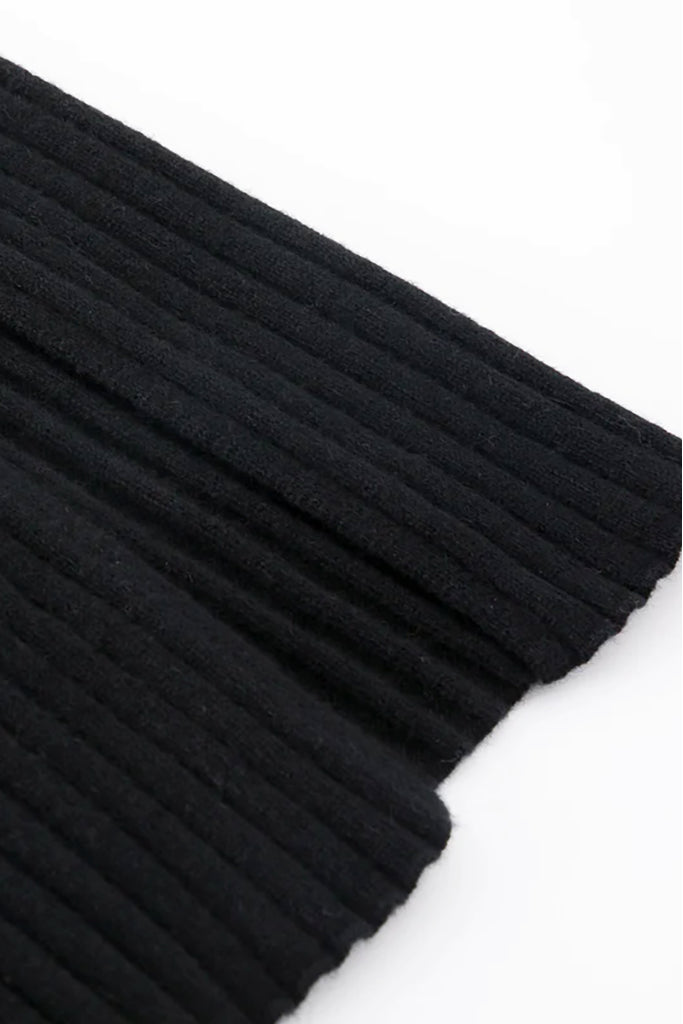 Aleger Cashmere Knit Pencil Skirt in Black - Arielle Clothing