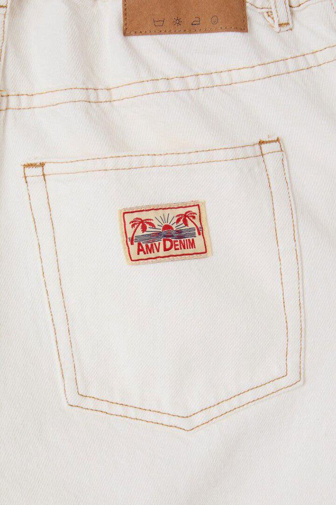 American Vintage Jozastreet Shorts in Off White - Arielle Clothing