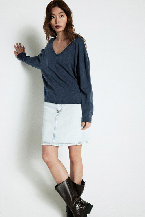 American Vintage Sonoma Long Sleeve V Neck Tee in Vintage Navy Blue - Arielle Clothing