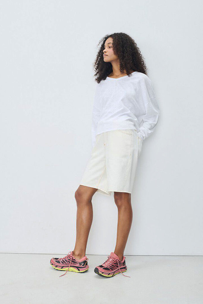American Vintage Sonoma Long Sleeve V Neck Tee in White - Arielle Clothing