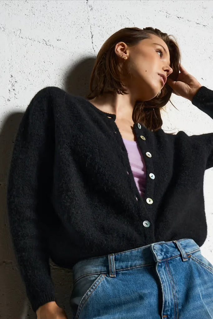 American Vintage Vitow Cardigan in Black - Arielle Clothing