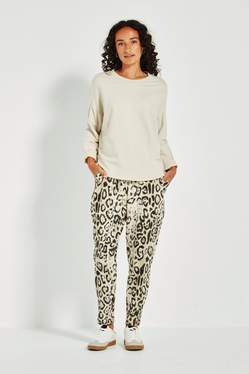 Verge Downtown Sweater in Cashew - Arielle Clothing