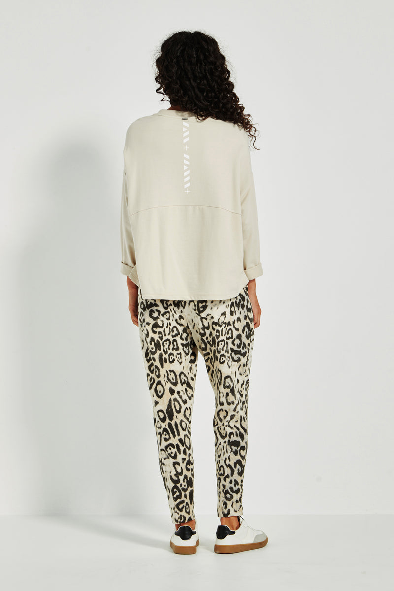 Verge Downtown Sweater in Cashew - Arielle Clothing