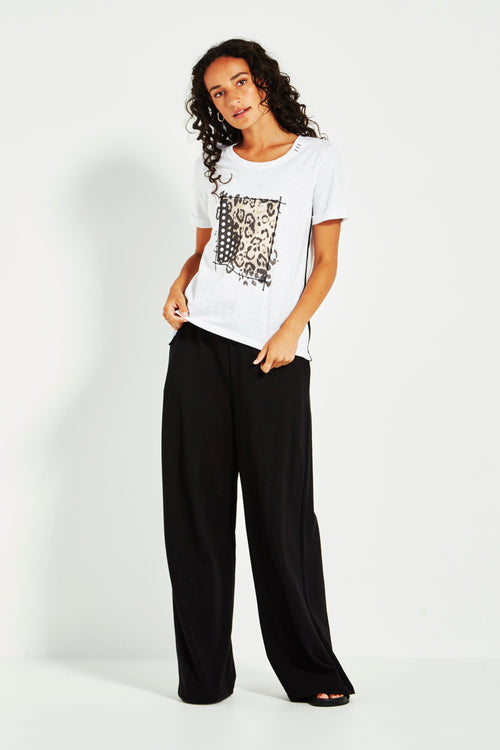 Verge Dusty Tee in White with Black Print - Arielle Clothing