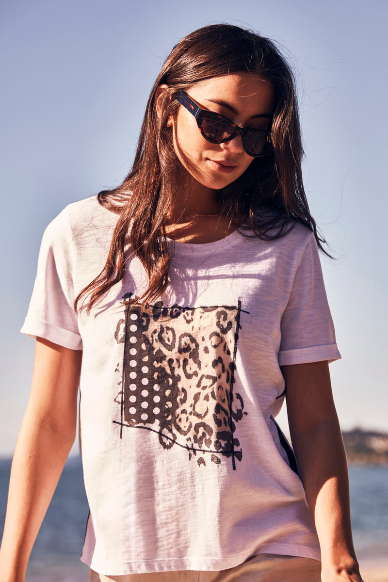 Verge Dusty Tee in White with Black Print - Arielle Clothing