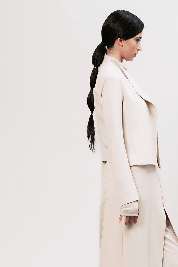 Lotus Eaters Aspect Cropped Blazer in Cream - Arielle Clothing