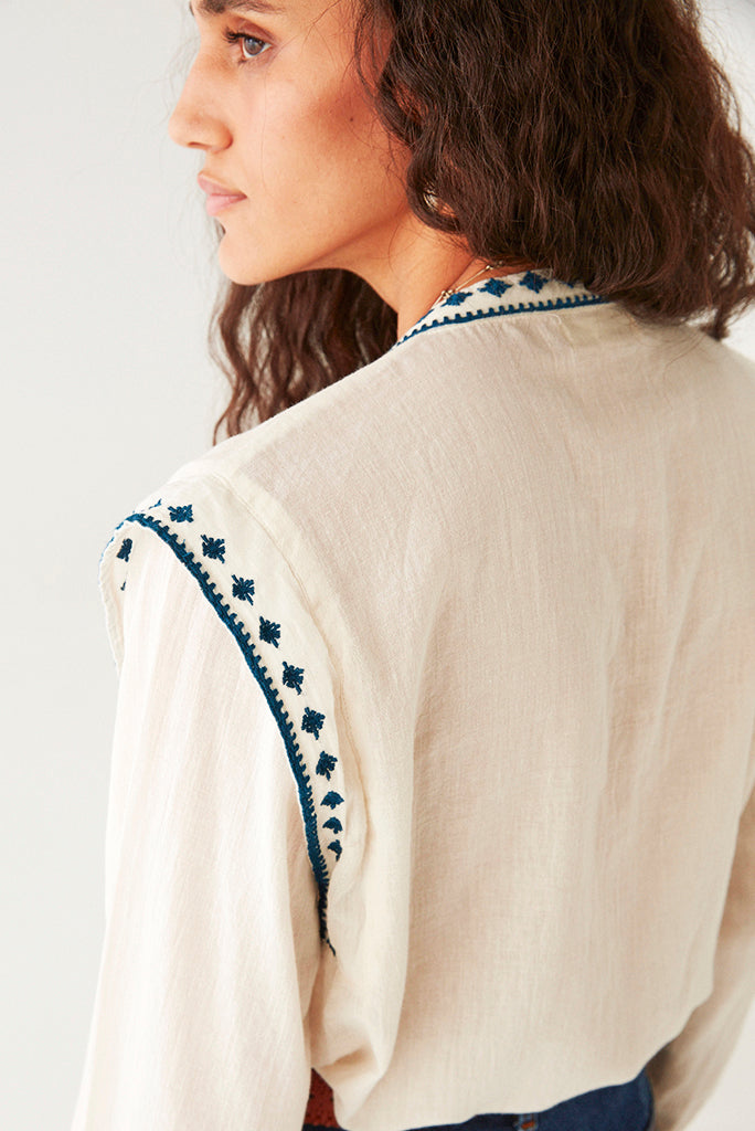 Maison Hotel  Philippa Blouse in Panna Cotta - Arielle Clothing