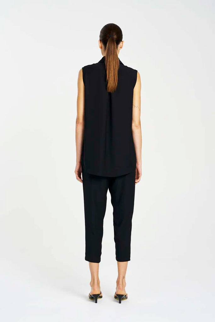 Mela Purdie F602 1917 Capri Pant in Black - Arielle Clothing