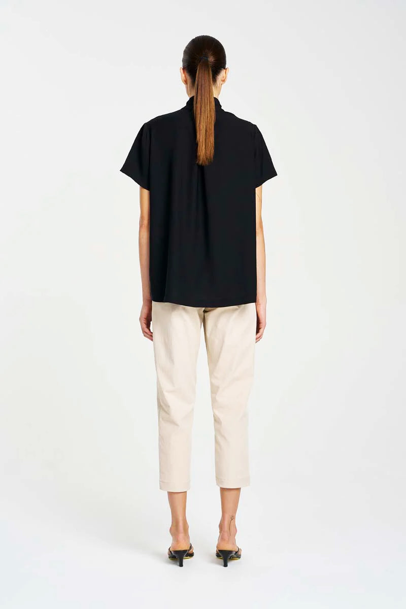 Mela Purdie F602 8768 Resort Top in Black - Arielle Clothing