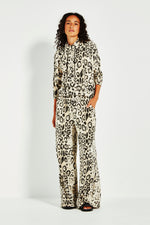 Verge Suave Jacket in Animal Print - Arielle Clothing