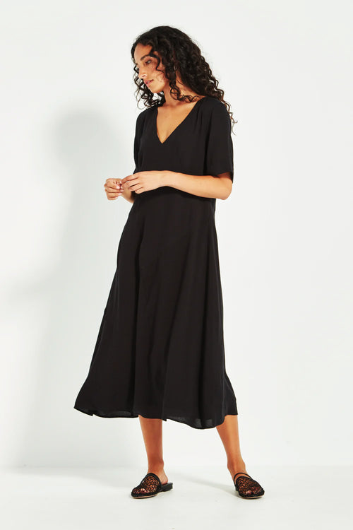 Verge Cayman Midi Dress in Black - Arielle Clothing