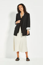 Verge Yara Longline Blazer in Black - Arielle Clothing