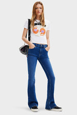 Desigual Elda Printed Tee in White - Arielle Clothing